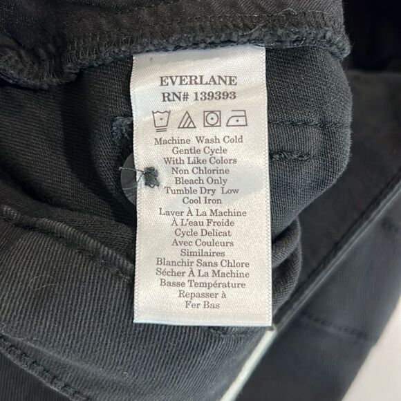 NWT Everlane The Organic Wide-Leg Pant in Black
Size 00 - Picture 7 of 12